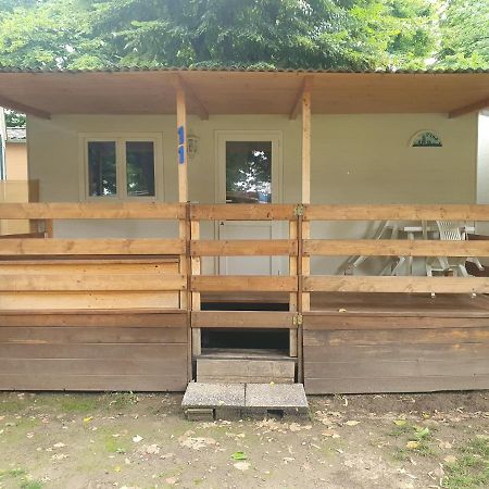 Camping No Stress Hotel โกโม ภายนอก รูปภาพ