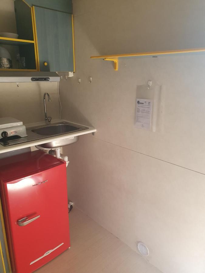 Camping No Stress Hotel โกโม ภายนอก รูปภาพ