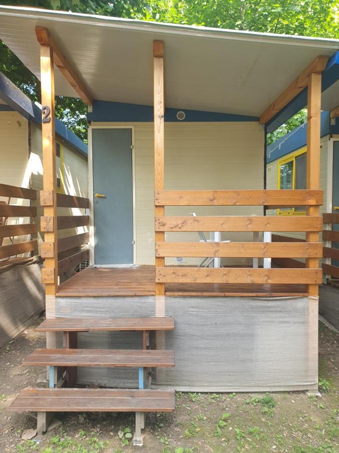 Camping No Stress Hotel โกโม ภายนอก รูปภาพ