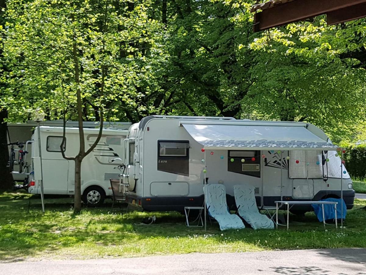 Camping No Stress Hotel โกโม ภายนอก รูปภาพ